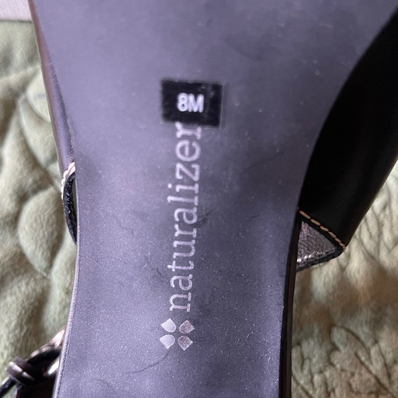 Naturalizer NWOT Black Slingback Sandals with Silver Buckle - Picture 10 of 12